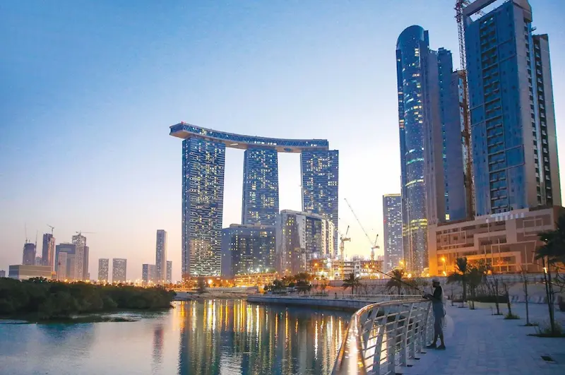 عقارات المستقبل الفاخرة